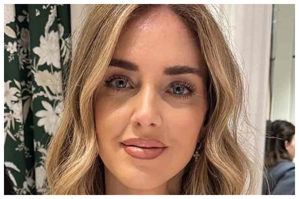 chiara ferragni vacanze sola
